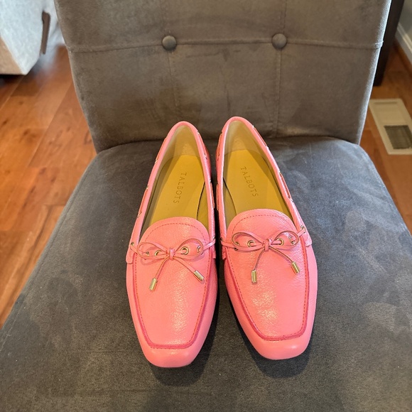 Talbots Becca Tie Pink Pebbled Leather Loafers Flats 9.5 EUC - Picture 2 of 7